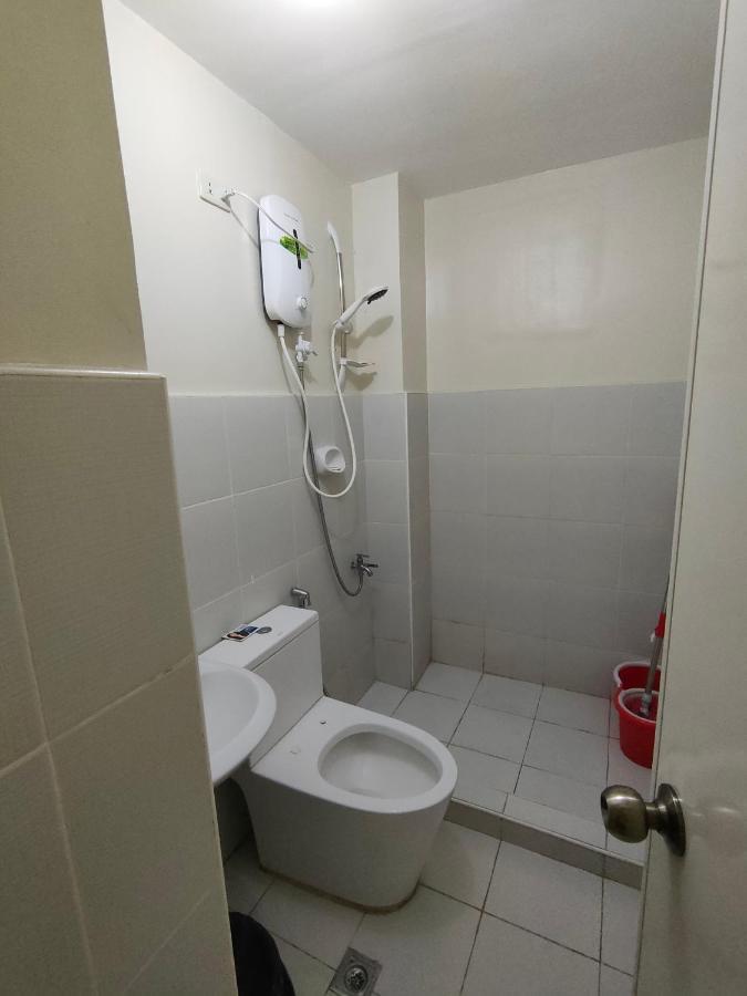 Kassel Residence Mhavic Family Room Good For 5Guest Manila Esterno foto