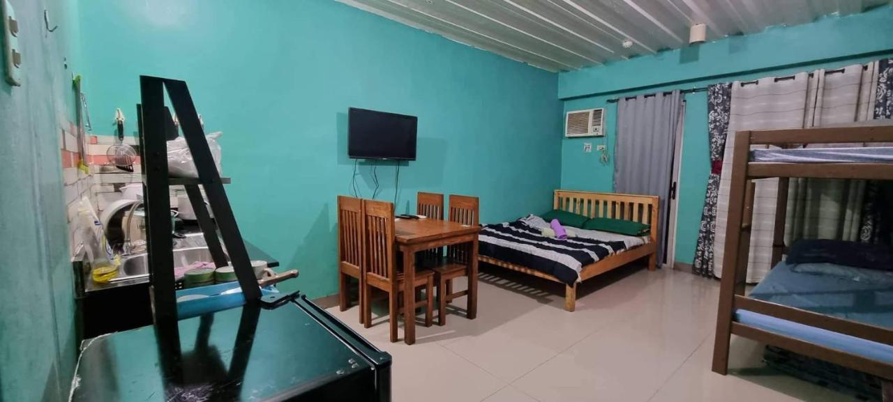 Kassel Residence Mhavic Family Room Good For 5Guest Manila Esterno foto