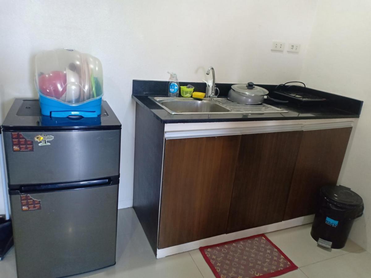 Kassel Residence Mhavic Family Room Good For 5Guest Manila Esterno foto